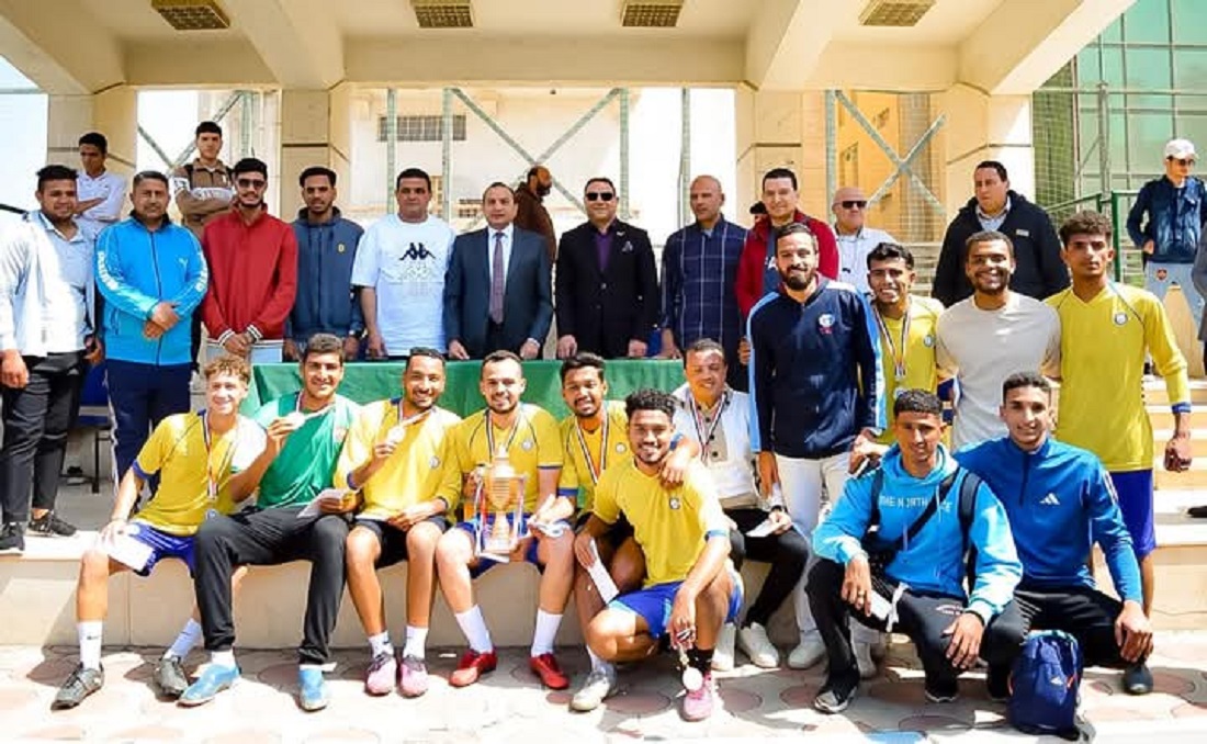 علوم الرياضة تتوج بلقب كأس رئيس الجامعة
